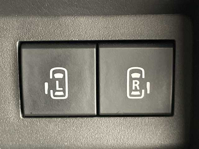 スズキ ソリオ HV MZ 愛知県 2023(令5)年 1.2万km メロウディープレッドパール 純正8型ディスプレイオーディオナビ/全方位カメラ/両側パワースライドドア/レーダークルーズコントロール/シートヒーター/バックカメラ/コーナーセンサー/ヘッドアップディスプレイ/純正アルミホイール/LEDヘッドライト/オートライト/衝突軽減システム/フルセグ/CD DVD/サーキュレーター/ステアリングスイッチ/スマートキー/プッシュスタート