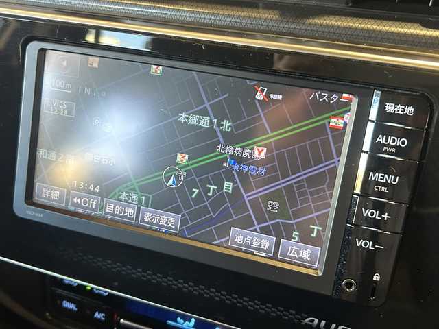 トヨタ オーリス 150X 道央・札幌 2015(平27)年 13.9万km ホワイトパールクリスタルシャイン ４WD/ワンオーナー/ホワイトパールクリスタルシャイン/スタッドレスタイヤAWセット積込み/純正HDDナビ(BT、AUX、ワンセグTV、CD)/ETC/AAC/オートライト/MTモード付き/盗難防止装置/取説、保証書、スペアキー１本