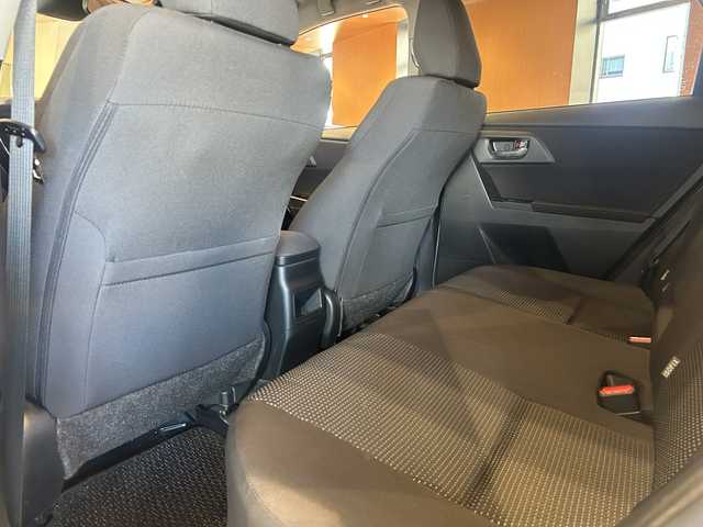 トヨタ オーリス 150X 道央・札幌 2015(平27)年 13.9万km ホワイトパールクリスタルシャイン ４WD/ワンオーナー/ホワイトパールクリスタルシャイン/スタッドレスタイヤAWセット積込み/純正HDDナビ(BT、AUX、ワンセグTV、CD)/ETC/AAC/オートライト/MTモード付き/盗難防止装置/取説、保証書、スペアキー１本