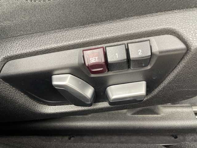 ＢＭＷ ３２０ｉ 群馬県 2016(平28)年 4.5万km グレイシャーシルバー