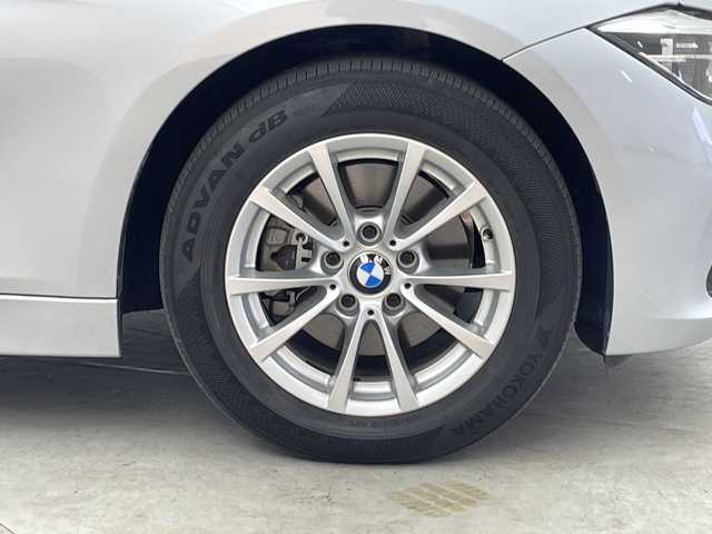 ＢＭＷ ３２０ｉ 群馬県 2016(平28)年 4.5万km グレイシャーシルバー