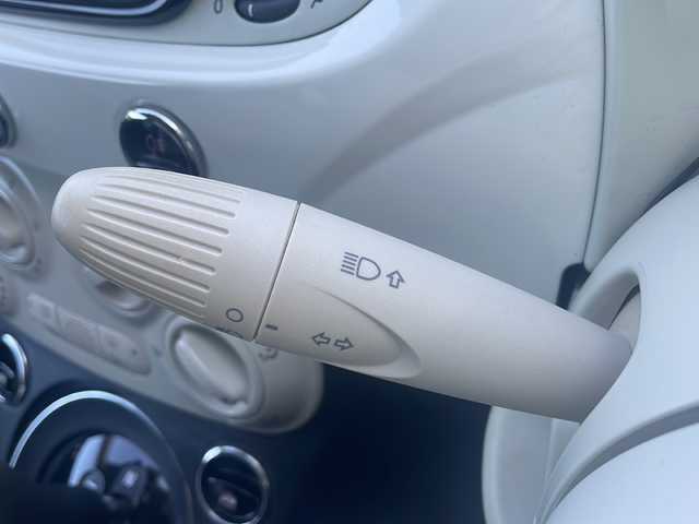 フィアット ５００ 1．2 ポップ 鳥取県 2018(平30)年 11.7万km 白 純正キーレス/ハーフレザーシート/革巻ハンドル/社外メモリナビ/フルセグ・Bluetooth/バックカメラ/ドライブレコーダー/プライバシーガラス/フロアマット/保証書・取説・スペアキー