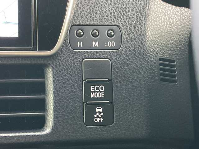 トヨタ ヴォクシー ZS 煌Ⅱ 道央・札幌 2019(平31)年 6.5万km イナズマスパーキングブラックガラスフレーク ・4WD/・寒冷地仕様/・純正ナビ&TV&CD&DVD&BT/・純正フリップダウンモニター/・バックカメラ/・両側パワースライドドア/・クルーズコントロール/・プリクラッシュセーフティ/・クリアランスソナー/・ビルトインETC/・LEDヘッドライト/・オートライト/・オートマチックハイビーム/・スマートキー