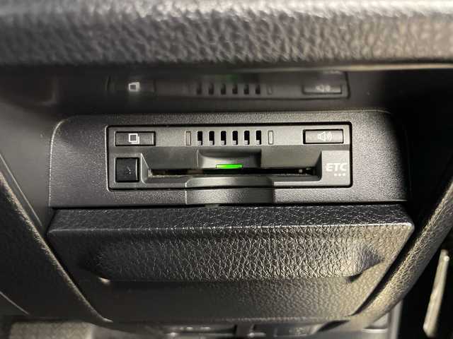 トヨタ ヴォクシー ZS 煌Ⅱ 道央・札幌 2019(平31)年 6.5万km イナズマスパーキングブラックガラスフレーク ・4WD/・寒冷地仕様/・純正ナビ&TV&CD&DVD&BT/・純正フリップダウンモニター/・バックカメラ/・両側パワースライドドア/・クルーズコントロール/・プリクラッシュセーフティ/・クリアランスソナー/・ビルトインETC/・LEDヘッドライト/・オートライト/・オートマチックハイビーム/・スマートキー