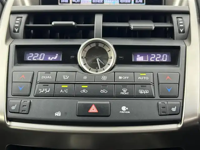 レクサス ＮＸ 300h Iパッケージ 岐阜県 2015(平27)年 5.7万km ソニッククォーツ メーカーナビ/バックカメラ/レザーシート/純正17インチアルミホイール/フルセグTV/LEDヘッドライト/シートヒーター/プッシュスタート/電動格納ミラー/ETC