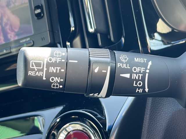 ホンダ Ｎ ＷＧＮ カスタム G Lパッケージ 石川県 2016(平28)年 1.1万km プレミアムホワイトパールⅡ 〇純正ナビ/〇地上デジタルTV（ワンセグ）/〇バックカメラ/〇ビルトインETC/〇HIDヘッドランプ/〇オートライト/〇フォグランプ/〇純正14インチアルミ/〇革巻きステアリング/〇オートエアコン/〇スマートキー/〇禁煙車