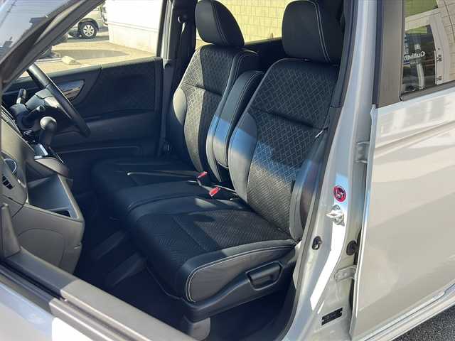 ホンダ Ｎ ＷＧＮ カスタム G Lパッケージ 石川県 2016(平28)年 1.1万km プレミアムホワイトパールⅡ 〇純正ナビ/〇地上デジタルTV（ワンセグ）/〇バックカメラ/〇ビルトインETC/〇HIDヘッドランプ/〇オートライト/〇フォグランプ/〇純正14インチアルミ/〇革巻きステアリング/〇オートエアコン/〇スマートキー/〇禁煙車