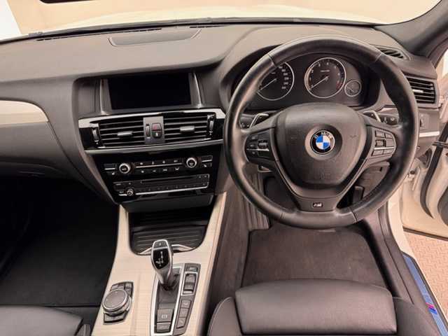 ＢＭＷ Ｘ４ xDrive 35i Mスポーツ 兵庫県 2015(平27)年 7.9万km パール 純正HDDナビ/フルセグTV CD DVD BT /バックカメラ/フロントカメラ/クルーズコントロール/衝突軽減警報/LDA/ミラー一体型ETC/レザーシート/シートヒーター/パワーシート/アイドリングストップ/HIDヘッドライト/オートライト/純正19インチアルミホイール/スマートキー/新車時保証書/取扱い説明書/点検記録簿