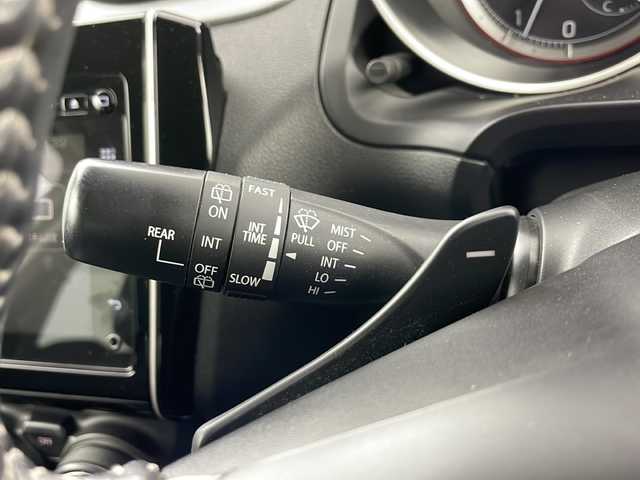 スズキ スイフト HYBRID RS 愛知県 2017(平29)年 6万km ピュアホワイトP 純正8型メモリナビ/（CD/DVD/フルセグTV/Bluetooth/USB）/全方位カメラ/横滑り防止装置/アイドリングストップ/純正16インチAW/LEDヘッドライト/オートライト/ETC/シートヒーター(D席)/パドルシフト/革巻きステアリング/ステアリングスイッチ/純正フロアマット/ドアバイザー/スマートキー＆プッシュスタート