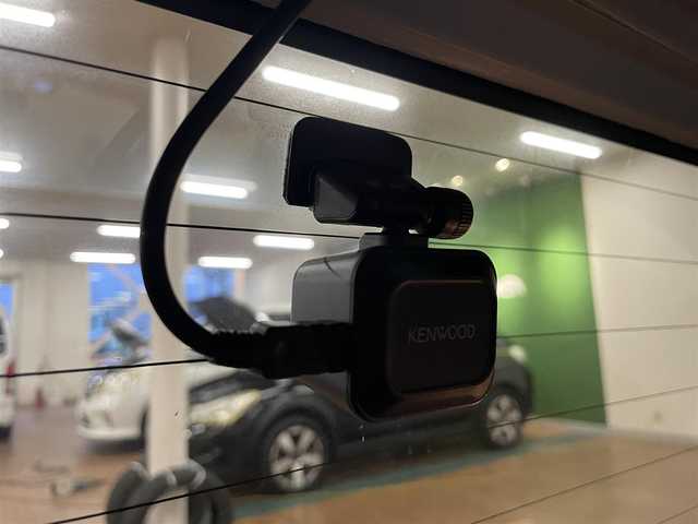 ダイハツ ムーヴ X リミテッドⅡ SAⅢ 道央・札幌 2020(令2)年 0.9万km シャイニングホワイトパール ワンオーナー/純正SDナビ/・フルセグTV/CD/DVD/BT/SD/USB/HDMI/バックカメラ/スマートアシストIII/・衝突警報機能/・衝突回避支援ブレーキ機能/・誤発進抑制制御機能/・車線逸脱警報機能/・ふらつき警報/・先行車発進お知らせ機能/・標識認識機能/横滑り防止装置/運転席シートヒーター/アイドリングストップ/ETC/社外前後ドライブレコーダー/オートライト/オートハイビーム/LEDヘッドライト/ステアリングリモコン/プッシュスタート/スマートキー/前後コーナーセンサー/ベンチシート/電動格納ミラー/純正フロアマット/純正ドアバイザー/純正1４インチAW/新車時保証書/取扱説明書