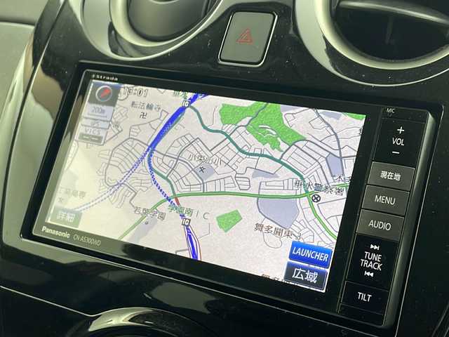 日産 ノート e－パワー X 愛知県 2017(平29)年 4.2万km ガーネットレッド ・社外ナビ&TV&BT&SD&DVD&CD/・全方位カメラ/・ETC/・ルーフラッピング/・レーダー探知機/・デジタルインナーミラー/・コーナーセンサー/・エマージェンシーブレーキ/・先行者発進告知/・車線逸脱警報/・横滑り防止装置/・LEDオートライト/・ドアバイザー/・純正フロアマット/・スマートキー/・プッシュスタート/・ヘッドライトレベライザー/・ステアリングリモコン/・社外AW付き冬タイヤ車載