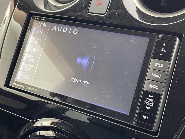 日産 ノート e－パワー X 愛知県 2017(平29)年 4.2万km ガーネットレッド ・社外ナビ&TV&BT&SD&DVD&CD/・全方位カメラ/・ETC/・ルーフラッピング/・レーダー探知機/・デジタルインナーミラー/・コーナーセンサー/・エマージェンシーブレーキ/・先行者発進告知/・車線逸脱警報/・横滑り防止装置/・LEDオートライト/・ドアバイザー/・純正フロアマット/・スマートキー/・プッシュスタート/・ヘッドライトレベライザー/・ステアリングリモコン/・社外AW付き冬タイヤ車載