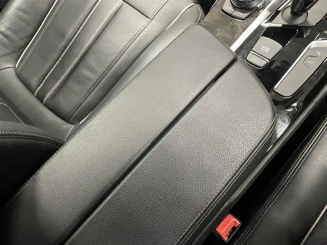 ＢＭＷ ５２３ｄ ツーリング ラグジュアリー 群馬県 2018(平30)年 6.5万km アルピンホワイトⅢ OP20インチAW/黒革シート/シートヒーター/純正AW積み込み/純正ナビ/全方位カメラ/フルセグTV/ACC/パークアシスト/コンフォートアクセス/ETC2.0/電動リヤゲート