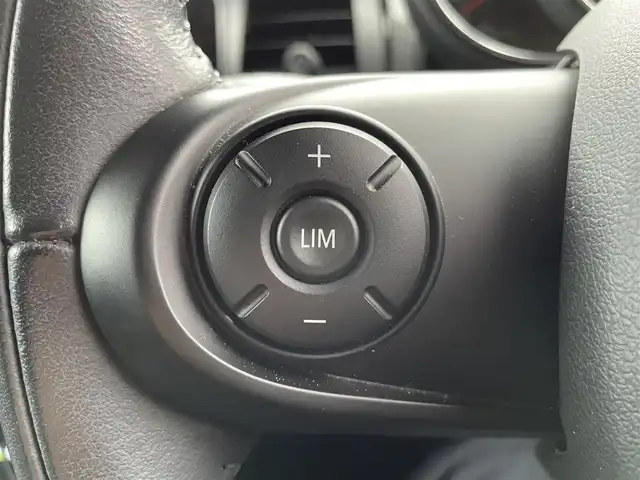 ＭＩＮＩ ミニ クーパー D 栃木県 2020(令2)年 2.4万km 赤 ワンオーナー /インテリジェントセーフティ/パークディスタンスコントロール/ドライブレコーダー/コンフォートアクセス/ナビ /バックカメラ/ETC/LEDヘッドライト/オートライト