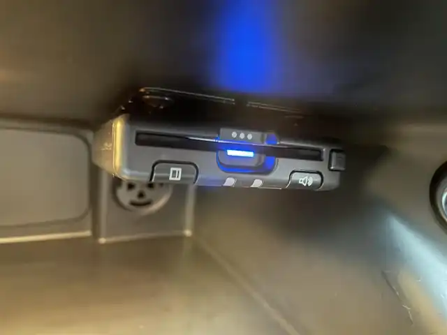 ＭＩＮＩ ミニ クーパー D 栃木県 2020(令2)年 2.4万km 赤 ワンオーナー /インテリジェントセーフティ/パークディスタンスコントロール/ドライブレコーダー/コンフォートアクセス/ナビ /バックカメラ/ETC/LEDヘッドライト/オートライト