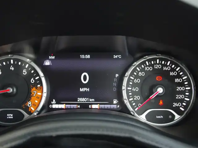 クライスラー・ジープ ジープ レネゲード リミテッド 埼玉県 2017(平29)年 2.7万km 緑 特別仕様車/ブラックレザーシート/アダプティブクルーズコントロール/ブラインドスポットモニター/バックカメラ/Bluetooth/シートHI/ステアリングHI/ETC/ドラレコ/ハンドルスイッチ/横滑り防止装置