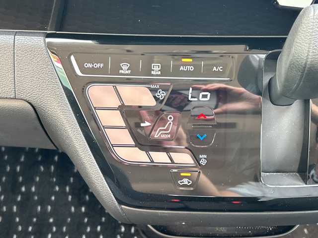 日産 ルークス HWS X プロパイロットED 和歌山県 2021(令3)年 0.7万km アトランティックブルー 純正9インチナビ/フルセグTV/アラウンドビューモニター/（AM/FM/CD/DVD/Bluetooth）/プロパイロット/両側パワースライドドア/クルーズコントロール/ETC/ドライブレコーダー/アイドリングストップ/オートライト/オートハイビーム/LEDヘッドライト/フォグランプ/プッシュスタート/スマートキー/ハンドルスイッチ/純正フロアマット/純正AW/エンジンンスターター