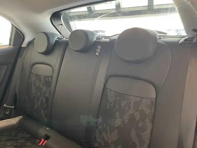 フィアット ５００Ｘ 愛知県 2022(令4)年 2.1万km ベージュ 純正ディスプレイオーディオ　/Ｂｌｕｅｔｏｏｔｈ　/バックカメラ　/クルーズコントロール　/セーフティドライブアシスト　/レーンキープアシスト　/パーキングセンサー　/シートヒーター　/ＥＴＣ/プッシュスタート/ウィンカーミラー/アイドリングストップ
