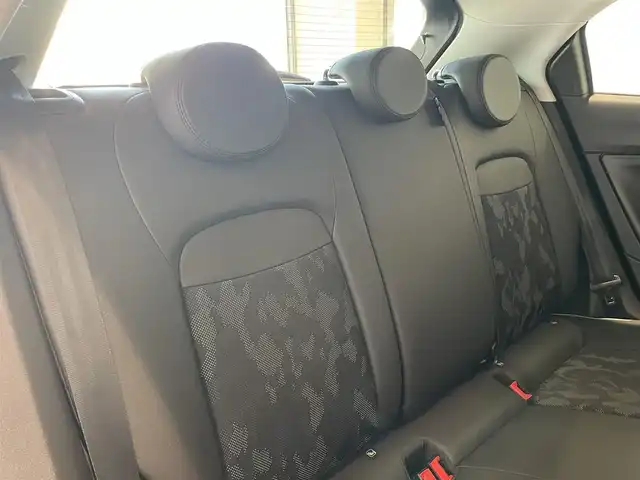 フィアット ５００Ｘ 愛知県 2022(令4)年 2.1万km ベージュ 純正ディスプレイオーディオ　/Ｂｌｕｅｔｏｏｔｈ　/バックカメラ　/クルーズコントロール　/セーフティドライブアシスト　/レーンキープアシスト　/パーキングセンサー　/シートヒーター　/ＥＴＣ/プッシュスタート/ウィンカーミラー/アイドリングストップ