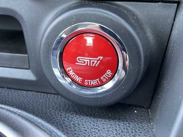 スバル ＢＲＺ S 山形県 2013(平25)年 8.1万km WRブルーマイカ 禁煙車/STiエアロパーツ（F/S/R）/柿本マフラー/カーボンGTウィング/RAYS17インチゴールドAW/社外ナビ(CD.DVD.BT)/フルセグ/バックカメラ/ETC/クルーズコントロール/ドライブレコーダー/プッシュスタート/スマートキーｘ２