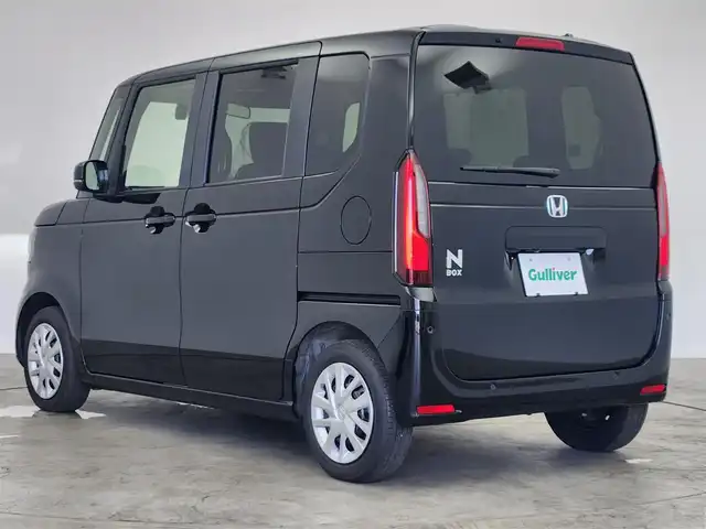 ホンダ Ｎ ＢＯＸ 愛知県 2024(令6)年 0.4万km クリスタルブラックパール ホンダセンシング/・衝突軽減ブレーキ/・先行車発進お知らせ機能/・歩行者事故低減ステアリング/・路外逸脱抑制機能/・標識認識機能/・渋滞追従機能付アダプティブクルーズコントロール/・線維持支援システム/・誤発進抑制機能/・後方誤発進抑制機能/・近距離衝突軽減ブレーキ/・急アクセル抑制機能/・パーキングセンサーシステム/・オートハイビーム/ホンダコネクト9インチナビ/（Bluetooth/フルセグTV/CD/DVD/USB/アップルカープレイ/アンドロイドオート）/バックカメラ/両側パワースライドドア/シートヒーター/ドライブレコーダー/純正フロアマット/ロールサンシェード/オートライト/スマートキー/電子パーキング/オートホールド/後席テーブル