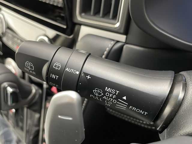 三菱 デリカＤ：５ シャモニー 長野県 2025(令7)年 0.1千km グラファイトグレーメタリック/ブラックマイカ 4WD/ターボ/衝突軽減ブレーキ/レーンキープアシスト/レーダークルーズコントロール/ブラインドスポットモニター/バックカメラ/両側電動スライドドア/運転席パワーシート/ハーフレザーシート/前席シートヒーター/ステアリングヒーター/デジタルインナーミラー/電動パーキングブレーキ/ブレーキホールド/パドルシフト/スマートキー/スペアキー/取扱説明書/保証書