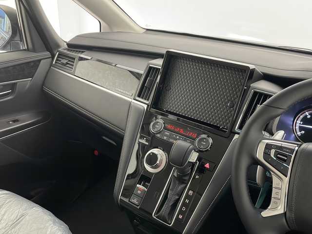 三菱 デリカＤ：５ シャモニー 長野県 2025(令7)年 0.1千km グラファイトグレーメタリック/ブラックマイカ 4WD/ターボ/衝突軽減ブレーキ/レーンキープアシスト/レーダークルーズコントロール/ブラインドスポットモニター/バックカメラ/両側電動スライドドア/運転席パワーシート/ハーフレザーシート/前席シートヒーター/ステアリングヒーター/デジタルインナーミラー/電動パーキングブレーキ/ブレーキホールド/パドルシフト/スマートキー/スペアキー/取扱説明書/保証書