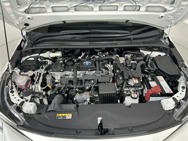 トヨタ カローラ スポーツ ハイブリッドG Z 佐賀県 2023(令5)年 2.5万km プラチナホワイトパールマイカ 純正８インチディスプレイオーディオ/フルセグTV/バックカメラ/前席シートヒーター/ビルドインＥＴＣ/電動パーキングブレーキ　/ＬＥＤヘッドライト　/純正１８インチアルミホイール　/トヨタセーフティセンス/衝突被害軽減ブレーキ/レーンキープアシスト/レーダークルーズコントロール