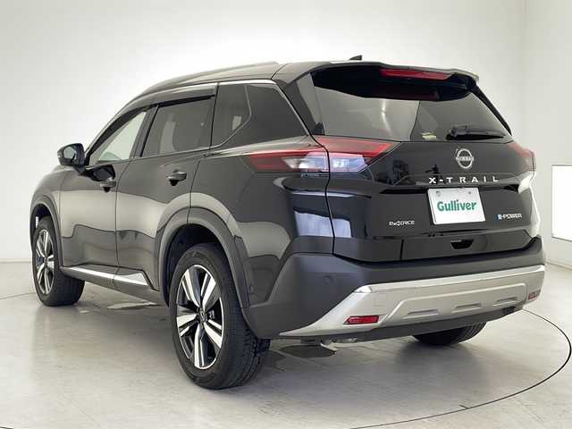 日産 エクストレイル G e－4ORCE 千葉県 2023(令5)年 2.9万km ダイヤモンドブラック ワンオーナー/純正ナビ/フルセグTV/全方位カメラ/プロパイロット/エマージェンシーブレーキ/レーンキープアシスト/BSM/コーナーセンサー/パワーシート＆シートメモリー/シートヒーター/ステアリングヒーター/インテリジェントミラー/LEDヘッドライト/ETC2.0