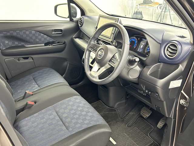 日産 デイズ HWS G ターボ プロパイロットED 岐阜県 2019(令1)年 3万km フローズンバニラパール/アッシュブラウンM 純正9インチナビ/AM/FM/DVDDVD/SD/BT/AUX/フルセグ/プロパイロット/アラウンドビューモニター/全道パーキングブレーキ/オートホールド/LEDオートライト/ステアリングスイッチ/プッシュスタート/スマートキー/スペアキー/前方ドラレコ/ETC/レーンキープアシスト/コーナーセンサー
