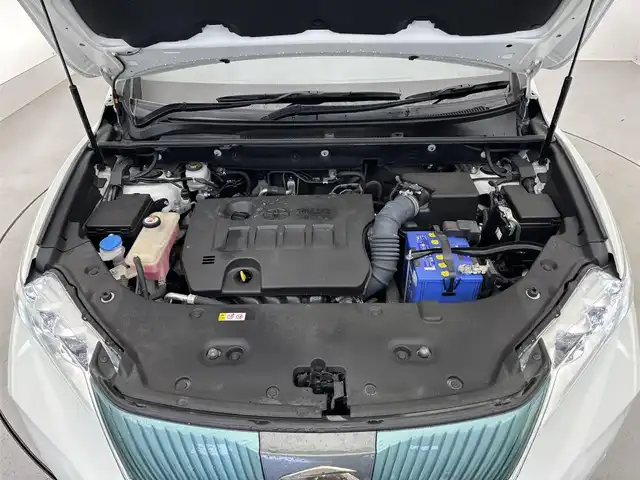 トヨタ ハリアー プレミアム メタル&レザーP 滋賀県 2019(平31)年 6.6万km ホワイトパールクリスタルシャイン ALPINE製10インチナビ/【Bluetooth/CD/DVD/フルセグTV/HDMI】/モデリスタエアロ/レザーシート/バックカメラ/レーダークルーズコントロール/レーンディパーチャーアラート/クリアランスソナー/プリクラッシュセーフティ/LEDヘッドライト/オートマチックハイビーム/D/Nパワーシート/D/Nシートヒーター/D/Nベンチレーション/ビルトインETC/前後ドライブレコーダー/パワーバックドア/電動パーキングブレーキ/オートマブレーキホールド/プッシュスタート/スマートキー/ステアリングリモコン