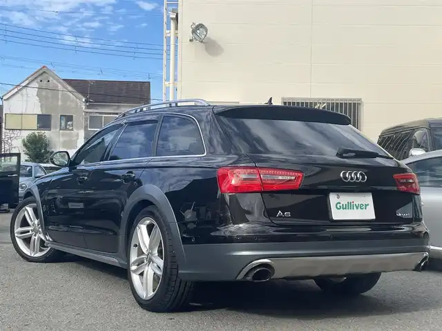 アウディ Ａ６ オールロードクワトロ 和歌山県 2014(平26)年 8.5万km 黒 純正メーカーナビ・フルセグＴＶ・ＣＤ・ＤＶＤ/　Bluetooth/バックカメラ　/クルーズコントロール　/電子パーキングブレーキ/ダウンヒルアシストコントロール/パワーバックドア/コーナーセンサー/前席パワーシート/前席シートヒーター/レザーシート/後席サンシェード/ビルトインETC/ルーフレール/パドルシフト/スペアキー/保証書/取扱説明書