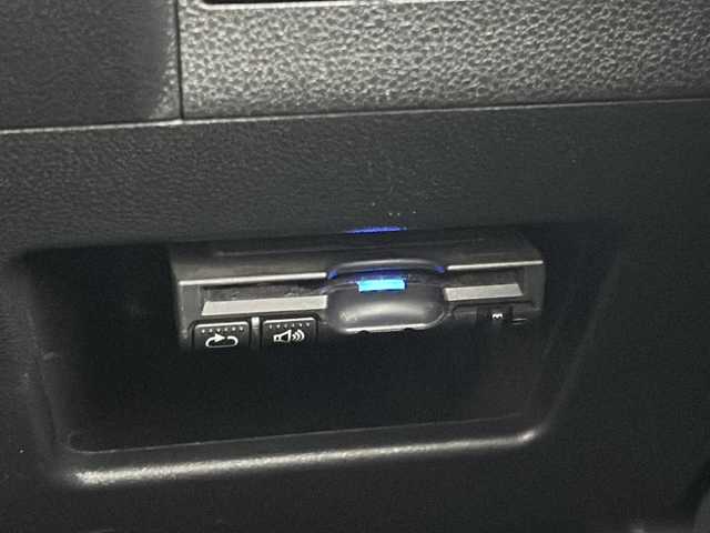 ダイハツ タント カスタム X トップED SA Ⅲ 山口県 2018(平30)年 7.9万km パールホワイトⅢ (株)IDOMが運営する【じしゃロン宇部店】の自社ローン専用車両になります。こちらは現金またはオートローンご利用時の価格です。自社ローンご希望の方は別途その旨お申付け下さい。/ワンオーナー/バックカメラ/ディーラーナビ/　【AM・FM/Bluetooth/USB】/運転席　シートヒーター/片側パワースライドドア/衝突軽減防止システム/横滑り防止システム/アイドリングストップ/コーナーセンサー/Autoライト/Autoハイビーム/ETC