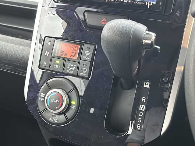 ダイハツ タント カスタム X トップED SA Ⅲ 山口県 2018(平30)年 7.9万km パールホワイトⅢ (株)IDOMが運営する【じしゃロン宇部店】の自社ローン専用車両になります。こちらは現金またはオートローンご利用時の価格です。自社ローンご希望の方は別途その旨お申付け下さい。/ワンオーナー/バックカメラ/ディーラーナビ/　【AM・FM/Bluetooth/USB】/運転席　シートヒーター/片側パワースライドドア/衝突軽減防止システム/横滑り防止システム/アイドリングストップ/コーナーセンサー/Autoライト/Autoハイビーム/ETC