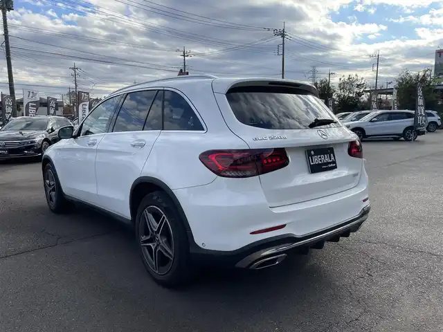 メルセデス・ベンツ Ｍ・ベンツ ＧＬＣ２２０ d 4マチック スポーツラインED 埼玉県 2021(令3)年 3.4万km 白