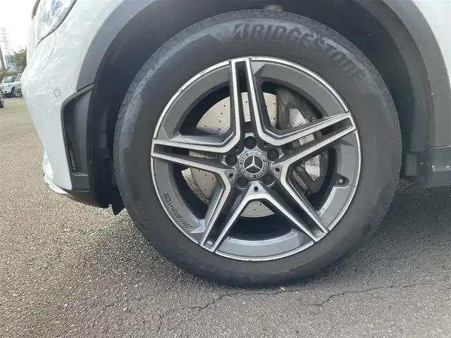 メルセデス・ベンツ Ｍ・ベンツ ＧＬＣ２２０ d 4マチック スポーツラインED 埼玉県 2021(令3)年 3.4万km 白