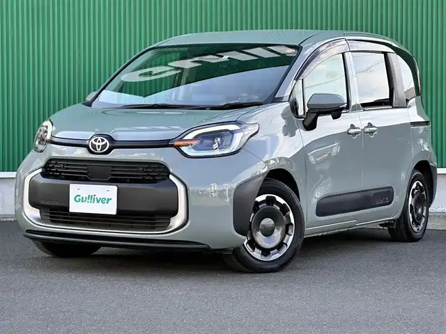 トヨタ シエンタ ハイブリッド Z 宮城県 2023(令5)年 6万km アーバンカーキ ディスプレイオーディオプラス/・10.5インチディスプレイオーディオ/・車載ナビ/・地デジTV/アクセサリーコンセント（AC100V/1500W）/＝＝＝/セーフティセンス/・プリクラッシュセーフティ/・レーントレーシングアシスト/・レーンディパーチャーアラート/・レーダークルーズコントロール（停止保持機能有）/・アダプティブハイビームシステム/・ロードサインアシスト/・ドライバー異常時対応システム/・プロアクティブドライビングアシスト/・発進遅れ告知機能/パーキングサポートブレーキ（前後方静止物/後方接近車両）/ブラインドスポットモニター/ビルトインETC/通信用USB端子（タイプA）/充電用USB端子（タイプC）/ハンズフリーパワースライドドア（両側）/サンシェード（スライドドア）/革巻きステアリング/ステアリングスイッチ/LEDヘッドランプ/オートライト/スマートキー＆プッシュスタート/電動格納ミラー/純正フロアマット/純正ドアバイザー/W/サイド/カーテンエアバッグ