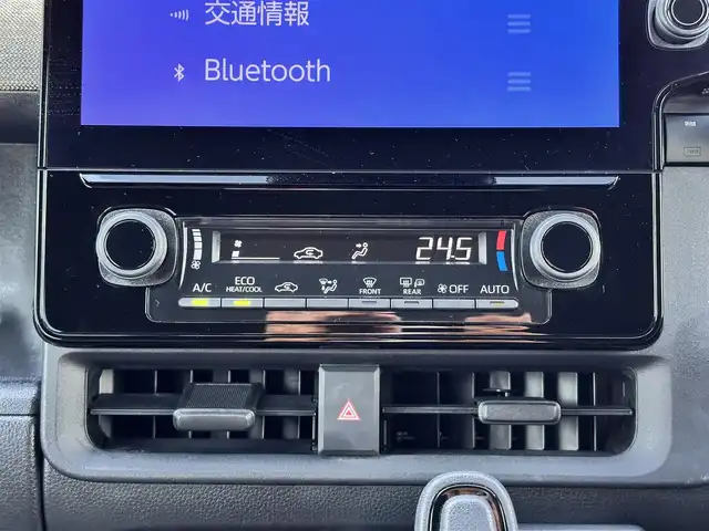 トヨタ シエンタ ハイブリッド Z 宮城県 2023(令5)年 6万km アーバンカーキ ディスプレイオーディオプラス/・10.5インチディスプレイオーディオ/・車載ナビ/・地デジTV/アクセサリーコンセント（AC100V/1500W）/＝＝＝/セーフティセンス/・プリクラッシュセーフティ/・レーントレーシングアシスト/・レーンディパーチャーアラート/・レーダークルーズコントロール（停止保持機能有）/・アダプティブハイビームシステム/・ロードサインアシスト/・ドライバー異常時対応システム/・プロアクティブドライビングアシスト/・発進遅れ告知機能/パーキングサポートブレーキ（前後方静止物/後方接近車両）/ブラインドスポットモニター/ビルトインETC/通信用USB端子（タイプA）/充電用USB端子（タイプC）/ハンズフリーパワースライドドア（両側）/サンシェード（スライドドア）/革巻きステアリング/ステアリングスイッチ/LEDヘッドランプ/オートライト/スマートキー＆プッシュスタート/電動格納ミラー/純正フロアマット/純正ドアバイザー/W/サイド/カーテンエアバッグ