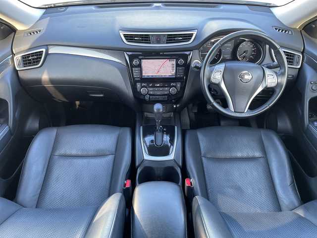 日産 エクストレイル 20Xt エマージェンシーブレーキ 青森県 2016(平28)年 9.8万km ブリリアントホワイトパール 4WD/純正ナビ・フルセグTV/CD・DVD・Bluetooth/アラウンドビューモニター/前席シートヒーター/パワーバックドア/エマージェンシーブレーキ/車線逸脱警報/クルーズコントロール/パーキングアシスト/フロント・バックソナー/前方ドライブレコーダー/ビルトインETC/LEDヘッドライト/フォグランプ/純正17インチアルミ/ルーフレール/インテリキー/プッシュスタート