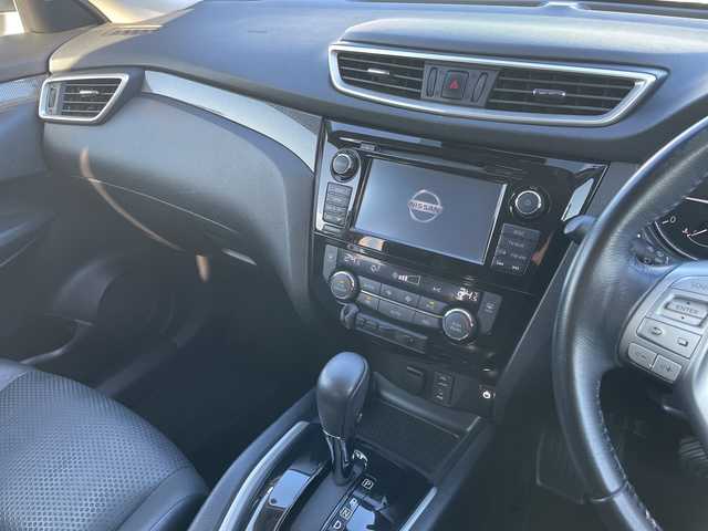 日産 エクストレイル 20Xt エマージェンシーブレーキ 青森県 2016(平28)年 9.8万km ブリリアントホワイトパール 4WD/純正ナビ・フルセグTV/CD・DVD・Bluetooth/アラウンドビューモニター/前席シートヒーター/パワーバックドア/エマージェンシーブレーキ/車線逸脱警報/クルーズコントロール/パーキングアシスト/フロント・バックソナー/前方ドライブレコーダー/ビルトインETC/LEDヘッドライト/フォグランプ/純正17インチアルミ/ルーフレール/インテリキー/プッシュスタート