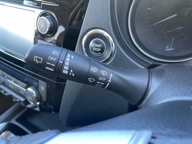 日産 エクストレイル 20Xt エマージェンシーブレーキ 青森県 2016(平28)年 9.8万km ブリリアントホワイトパール 4WD/純正ナビ・フルセグTV/CD・DVD・Bluetooth/アラウンドビューモニター/前席シートヒーター/パワーバックドア/エマージェンシーブレーキ/車線逸脱警報/クルーズコントロール/パーキングアシスト/フロント・バックソナー/前方ドライブレコーダー/ビルトインETC/LEDヘッドライト/フォグランプ/純正17インチアルミ/ルーフレール/インテリキー/プッシュスタート