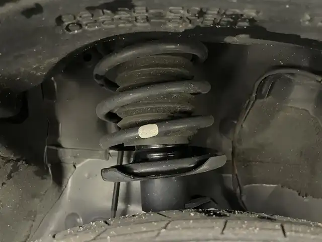 ダイハツ タント カスタム RS 岡山県 2023(令5)年 3.1万km ブラックマイカメタリック 純正9インチデイスプレイオーディオ/（BT/TV/Carplay/HDMI)/全方位カメラ/両側パワースライドドア/スマートアシスト/衝突回避支援/認識シ支援/運転負荷軽減/駐車支援/追従型クルーズコントロール/LEDヘッドライト/オートライト/フォグランプ/USB端子/純正フロアマット/純正ドアバイザー/純正15インチアルミホイール/スペアキー１個