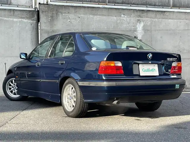 ＢＭＷ ３２０ｉ