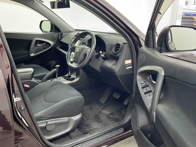 トヨタ ヴァンガード 240S 兵庫県 2010(平22)年 10.6万km ブラキッシュレッドマイカ ・純正７インチSDナビ（NSZT-W60）/CD/DVD/SD/ワンセグ/BT/・バックカメラ/・ETC/・パドルシフト/・プッシュスタート/・オートライト/・HIDヘッドライト/・純正１７インチアルミホイール/・純正フロアマット/・カーテンエアバッグ/・７人乗り/・ダウンヒルアシスト
