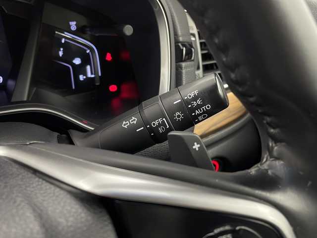 ホンダ ＣＲ－Ｖ ハイブリッド EX 栃木県 2019(平31)年 5.6万km ルーセブラックM 純正７インチナビ VRU-195CVi/（CD/DVD/FM・AM/iPod)/ホンダセンシング　/横滑り防止装置/ドライブレコーダー/ETC2.0/バックカメラ　/D席パワーシート　/前席シートヒーター　/革巻きステアリング/ステアリングリモコン/電動格納ミラー/ドアバイザー/ＬＥＤヘッドライト　/オートライト　/スマートキー