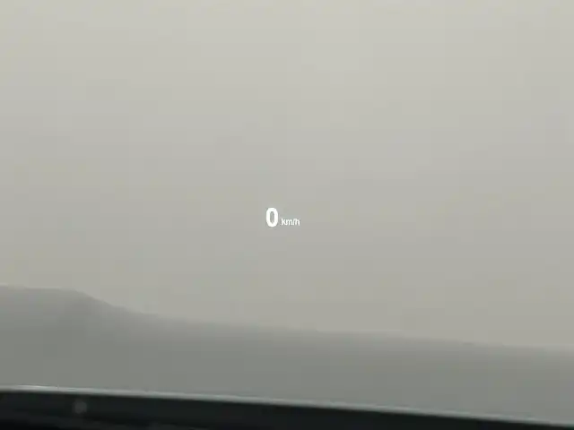 ＢＭＷ Ｍ４ クーペ 岡山県 2016(平28)年 4.4万km シルバーストーンⅡ 純正HDDナビ/リアカメラ/フルセグ/Bluetooth/HUD/衝突警告/インテリジェントセーフティー/車線逸脱警告/Mドライブセレクト/社外19インチAW/カーボンインテリアトリム/カーボンステアリング/黒本革シート/ミラー一体型ETC/パドルシフト/コンフォートアクセス/LEDヘッドライト/オートライト/ドラレコ（F）