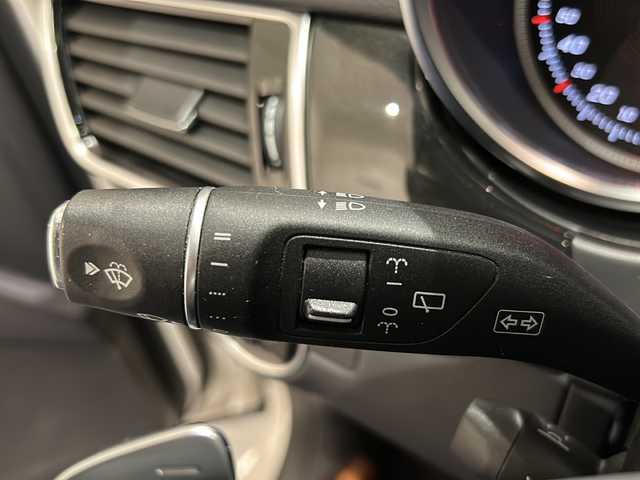 メルセデス・ベンツ ＧＬＳ５５０ 4マチックスポーツ 新潟県 2018(平30)年 2.5万km ダイヤモンドホワイト 純正8インチワイドナビ（TV/DVD/BT）/harman/kardon(14スピーカー)/360°カメラ/レーダーセーフティパッケージ/アクティブブレーキシステム/クラッシュセンサー機能/クルーズコントロール＆可変スピードリミッター/カラーマルチファクションディスプレイ/電動チルト＆テレスコピックステアリング/レインセンサー/EASY-PACK自動開閉テールゲート/メモリ付きパワーシート/AMGスポーツシート（前席）/パノラマミックスライディングルーフ/AIRマティックサスペンション/ダイナミックセレクト/AMGエアロ/AMG21インチアルミ/ランニングボード/タイヤ空気圧警告システム/LEDヘッドライト/2.0ETC