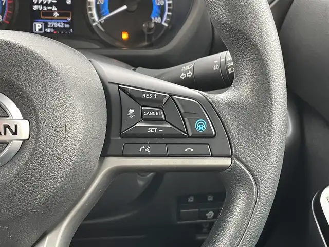 日産 ルークス HWS X プロパイロットED 東京都 2020(令2)年 2.8万km スパークリングレッド/ブラック アラウンドビューモニター/エマージェンシーブレーキ/車線逸脱警報/ソナー/プロパイロット/両側電動スライドドア/アイドリングストップ/横滑り防止措置/ステアリングスイッチ/スマートキー