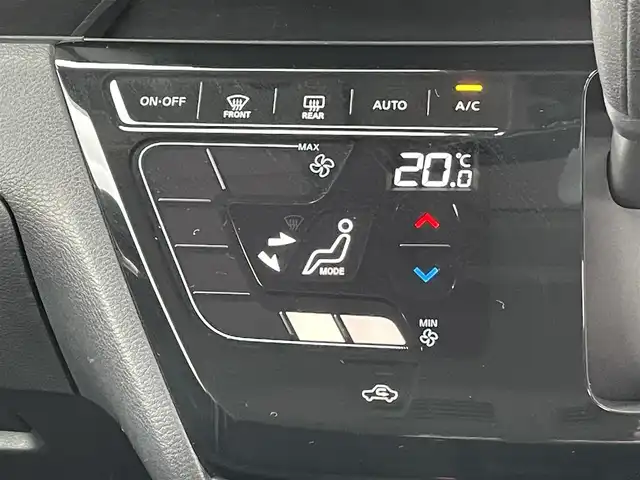 日産 ルークス HWS X プロパイロットED 東京都 2020(令2)年 2.8万km スパークリングレッド/ブラック アラウンドビューモニター/エマージェンシーブレーキ/車線逸脱警報/ソナー/プロパイロット/両側電動スライドドア/アイドリングストップ/横滑り防止措置/ステアリングスイッチ/スマートキー
