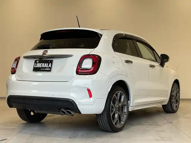 フィアット ５００Ｘ スポーツ 熊本県 2020(令2)年 3.2万km 白 ・ワンオーナー/・スマートキー/・プッシュスタート/・全面衝突警報/・アクティブブレーキ/・レーンキープエイド/・パークアシスト/・前後パーキングセンサー/・ブラインドスポットモニター/・クルーズコントロール(追従式)/・黒革シート/・前席パワーシート/・前席シートヒーター /・社外メモリナビ/　【DVD・Bluetooth・USB・SD・MSV】/・フルセグTV/・バックカメラ/・ETC/・ドライブレコーダー(前後録画)/・LEDヘッドランプ/・LEDフォグランプ/・純正マット/・純正バイザー/・保証書/取説